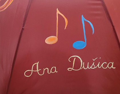 Petje v zboru za starejše z Ano Dušico